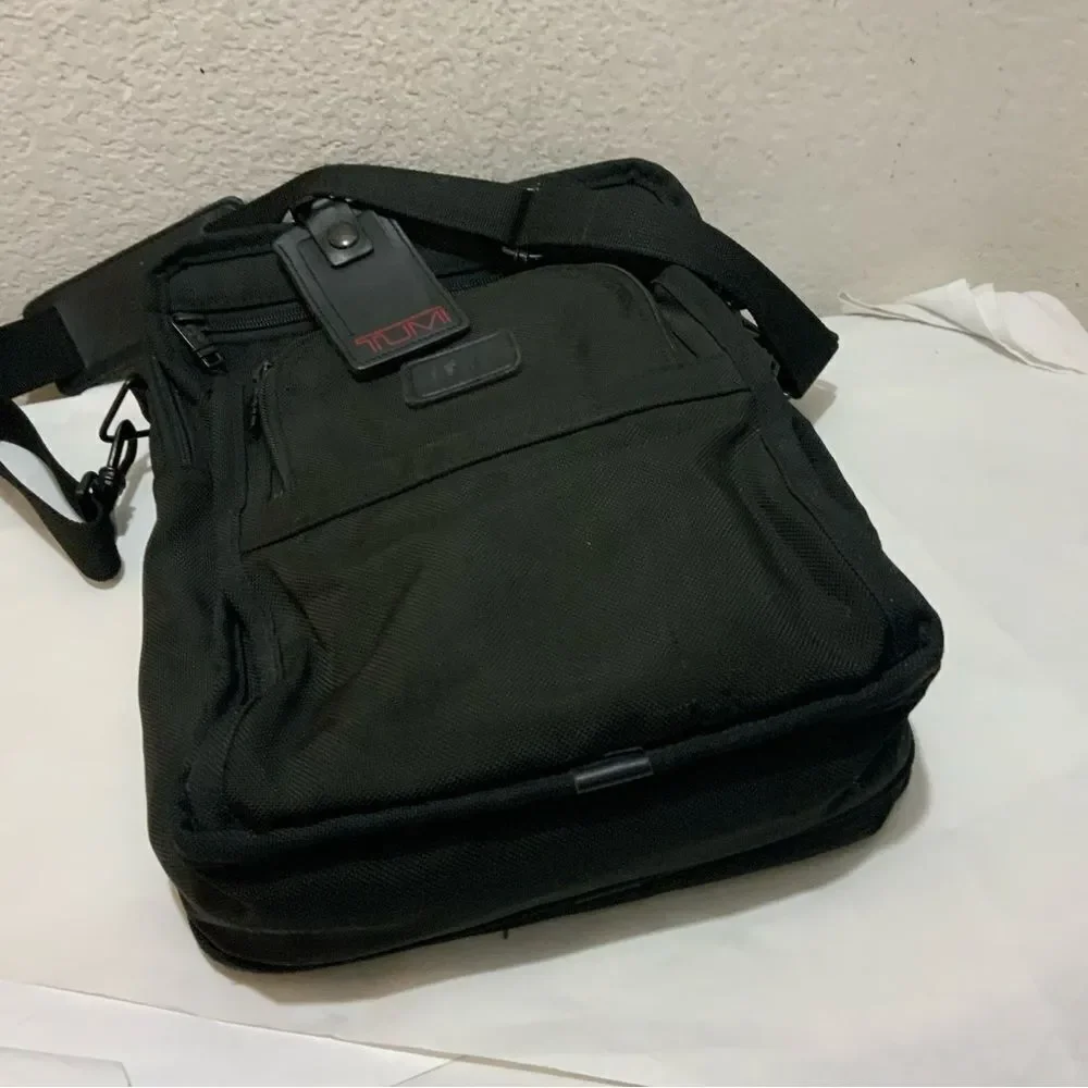 Tumi USA Crossbody Shoulder briefcase Bag  Nylon Black H15x W11”x D 6”